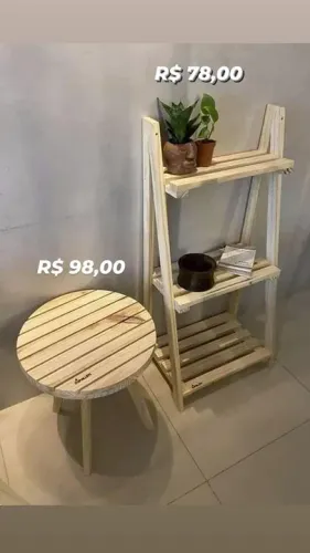 Conjunto Mesa e Estante de Madeira - Novo!