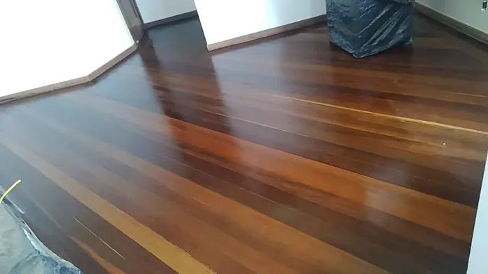 Piso de Madeira