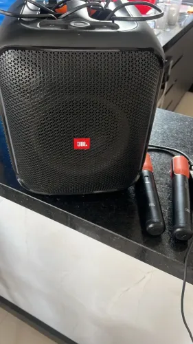 CAIXA DE SOM JBL ENCORE COM 2 MICROFONES