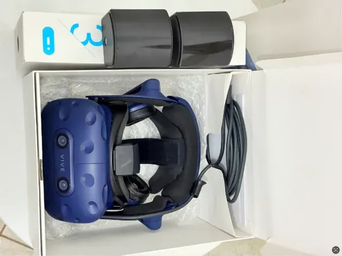 Kit Completo Óculos de Realidade Virtual HTC Vive Pro