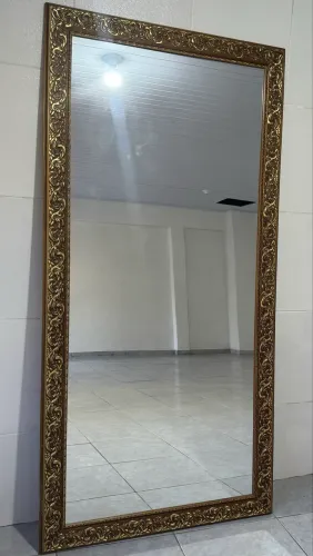 Lindo Espelho de Piso