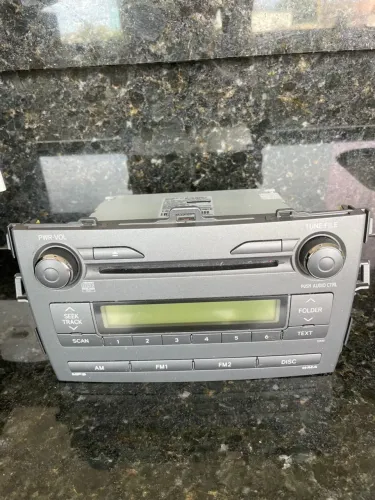 Som automotivo original Toyota Corolla