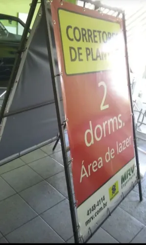 Lote com 6 Cavaletes de Ferro para Propaganda