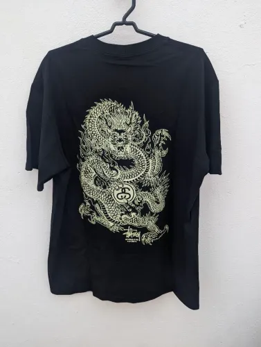 Camiseta Stussy Dragon