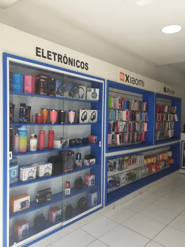 Vendo Móveis para Loja de Celular