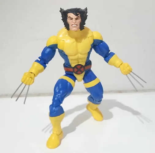 Boneco Wolverine Marvel Legends - Traje Clássico