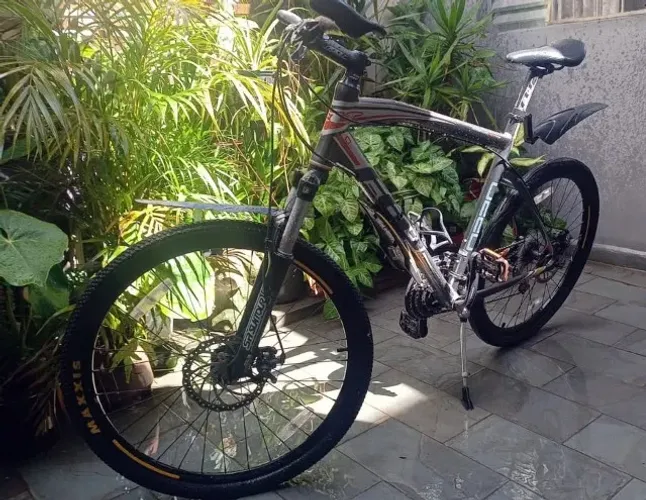 Bicicleta Felt Q220 MTB Aro26, Quadro 21,5 - made in UK, c/manual. Venda/Troca*,