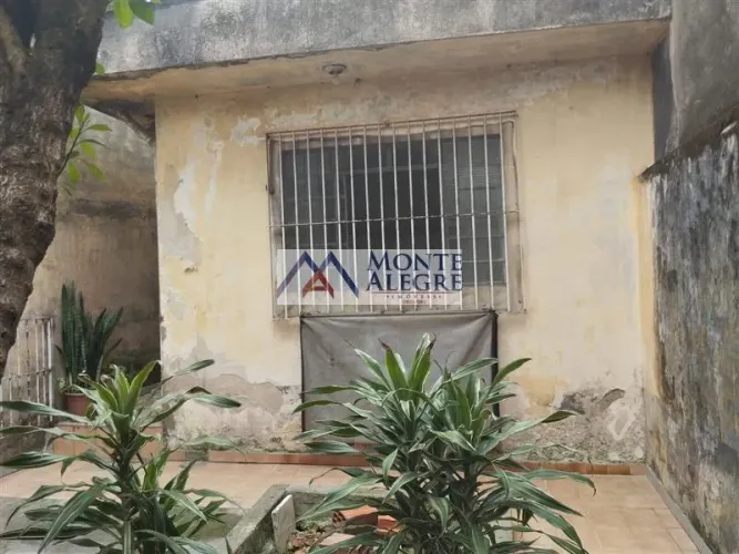 Casa residencial à venda no bairro Vila Missionária com 90m² e 1 dormitório.