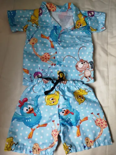 Conjunto Galinha Pintadinha - criança de 2 anos