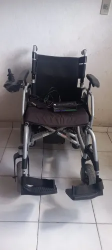 Cadeira motorizada, em até 3x vezes sem juros.