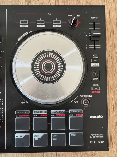 Vendo controladora DDJ SB2 da Pionner