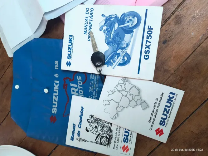 GSX 750F Impecável 