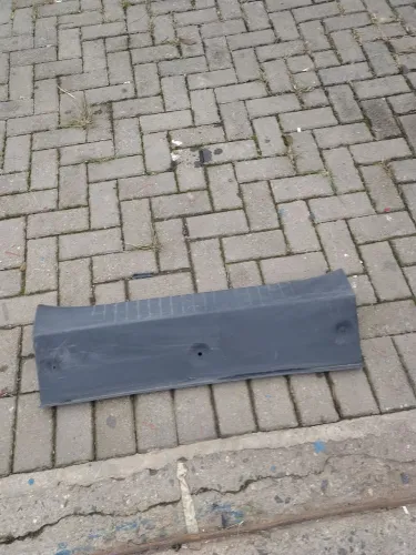 Moldura porta malas Peugeot 408