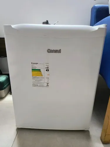 Frigobar Consul 220v