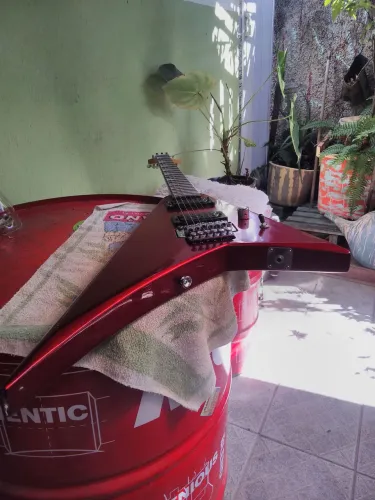 GUITARRA JACKSON FLYING V