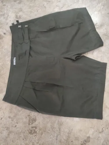 Uma bala shorts verde 46