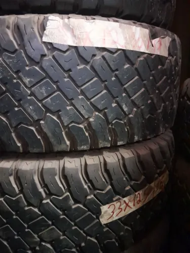 Pneus usados 33×12.5/18 