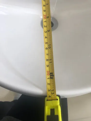 Lavatório com coluna, não acompanha torneira.