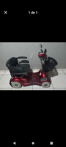 Vendo ou troco por moto ou carro tem trocar as bateria mas está funcionando normal