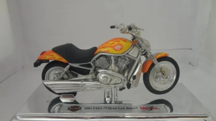 Coleção de miniaturas de motos Maisto 1/18