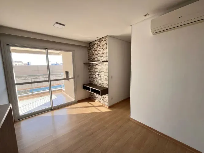 SPOT CENTRO - R$ 519.000 - Apartamento à venda, 2 quartos (1 suíte), 57 m² , 1 Vaga, Centr