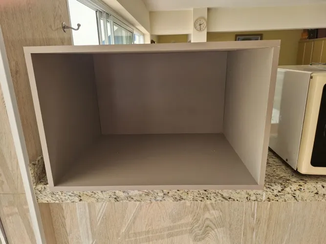 Nicho de parede para organização para micro ondas