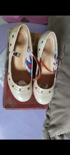 Sapato boneca couro legítimo 