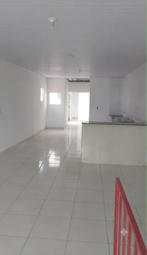 Alugo casa no Bairro Bequimão