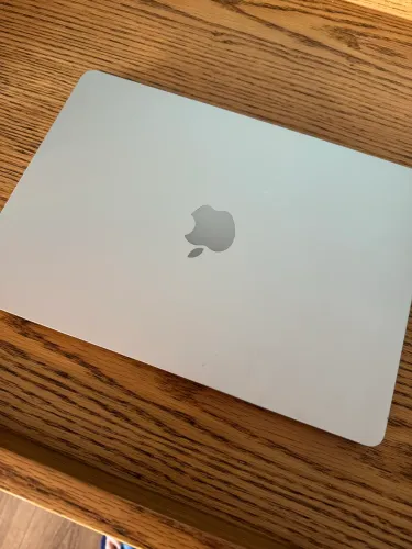 Mac Book Air M3 (2024) 16GB de ram