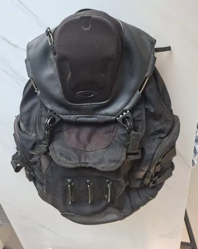 Mochila Oakley bathroom sink Original