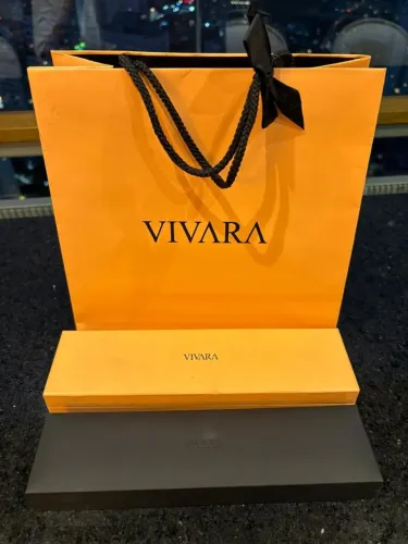 Embalagem e Caixa Vivara presente