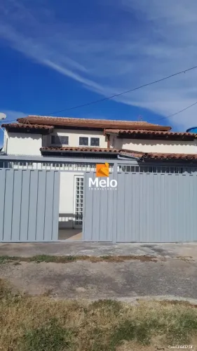 Casa com 5 quartos Setor Leste