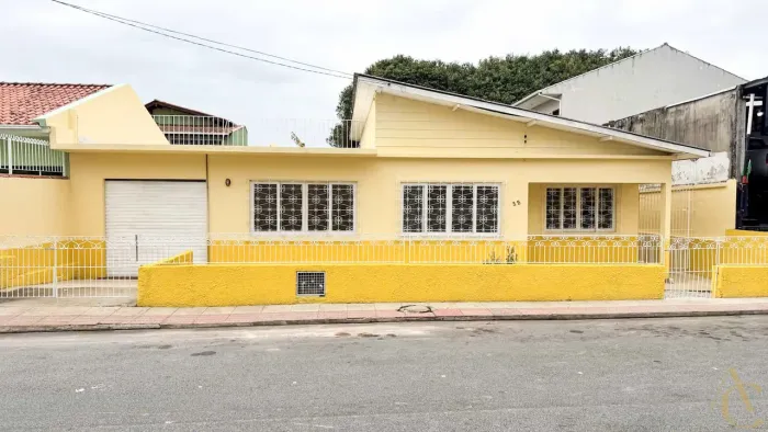 Casa comercial para alugar - 263,50m² - Jardim Atlântico | Florianópolis/SC.