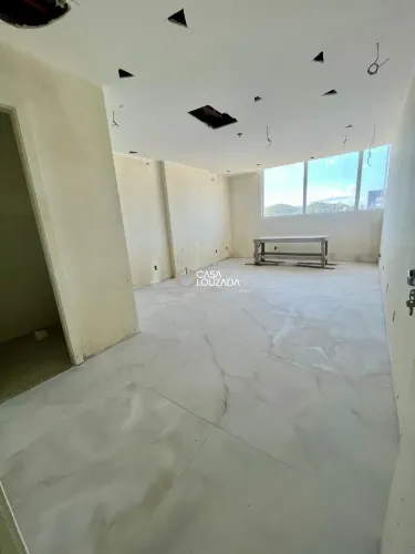 Aluga-se Sala Comercial Edifício Golden Business no Divino Espírito Santo