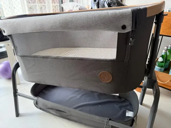 Berço Maxi Cosi Portátil Co-sleeper Iora Essential Graphite