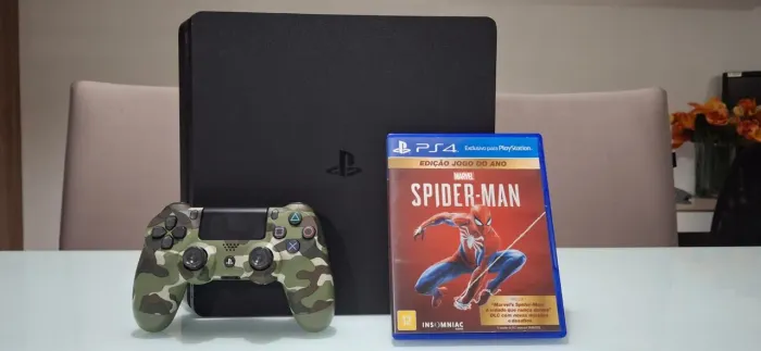 Ps4 slim 500gb + 1 controle + Spider-Man (LEIA A DESCRIÇÃO)