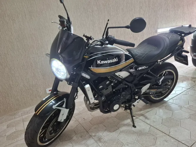 Moto Impecável Z900rs Preta e Dourada
