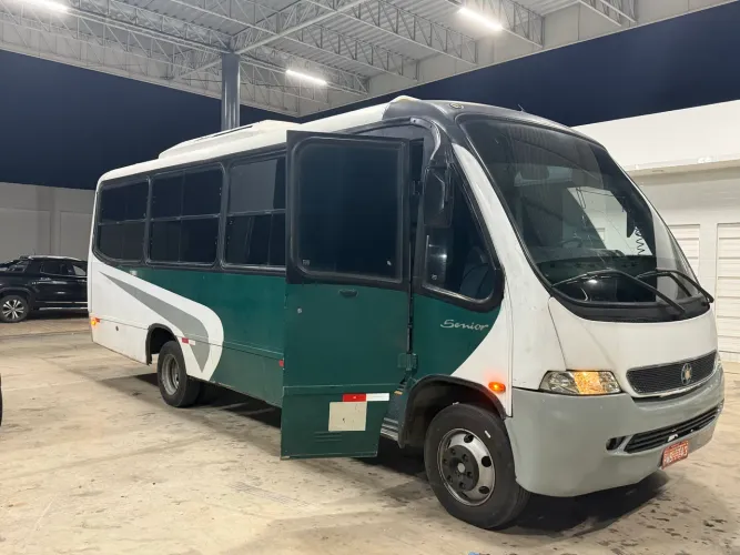 Microônibus sênior pronto pra rodar 
