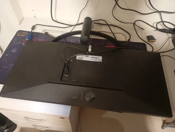 Monitor LG 29 Polegadas ultr com tela trincando