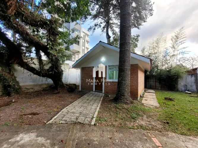 Casa disponível para locação por R$1.800,00, 20m² - Jardim Social - Curitiba/PR