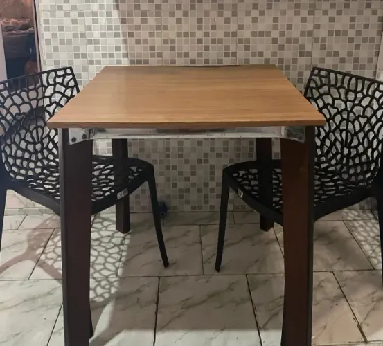 Cadeiras com mesa
