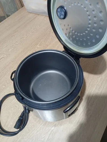 Panela de arroz elétrica