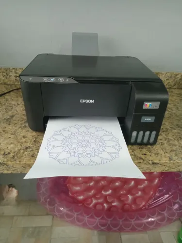 Impressora L3210 usada, colocado tinta de tatuagem!! Perfeita.
