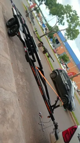 Carretinha pra lancha canoa etc, pra até 2500kg trucada, personalizada Aparti de $10,900
