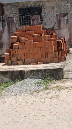 Vendo 1 milheiro de bloco 700 reais