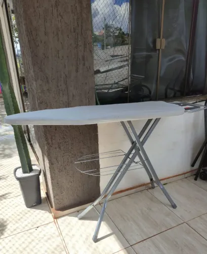 Mesa de passar roupas 