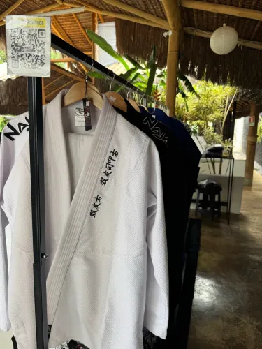 KIMONO JIU JITSU BRASILIA BARATO