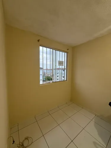 Ideal samambaia 5 andar escada bloco 10, peço caução