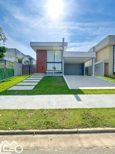 Casa Nova Linear para Locação no Alphaville Rio Costa do Sol 3 Suítes, Planejados, Cortin