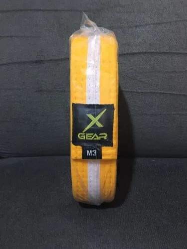Faixa Amarelo com Branco Jiu Jitsu com a Ponta Preta - XGear - tamanho M3 - NOVA